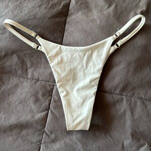 Frankie’s bikini bottom